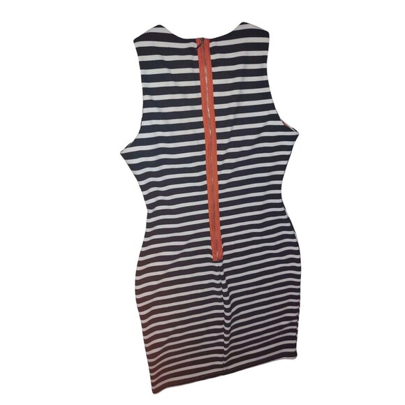Sharagano Women's Sheath Dress Sleeveless, Black & White Striped Bodycon Size 4 - Picture 6 of 7